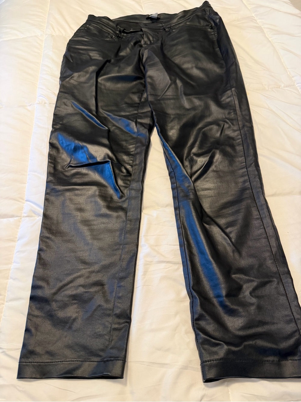 VENUS Black Faux Leather Straight-Leg Pants